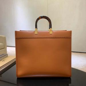 Fendi Sunshine Large Calfskin Shopper - Image 4