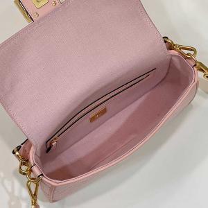 Fendi Medium Baguette Bag Pink - Image 3