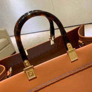 Fendi Sunshine Large Calfskin Shopper - Image 5