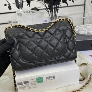 Chanel 22 A Chains Bag - Image 4