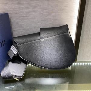 Dior Maxi Saddle Bag In Grained Calfskin - Image 3